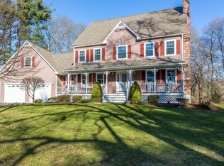 144 Joanne Dr, Taunton, MA 02780