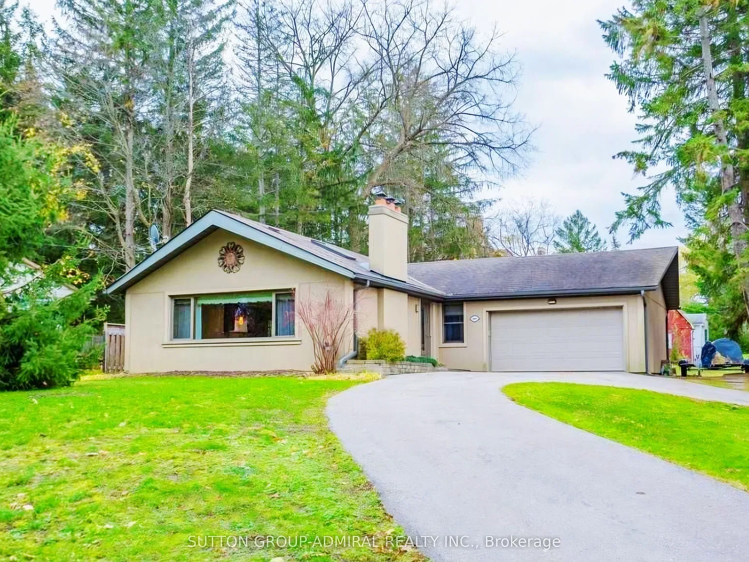5 bed, $4,200 — Photo 1