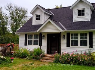 10268 Ravenshoe Rd, Georgina, ON L9P1R2