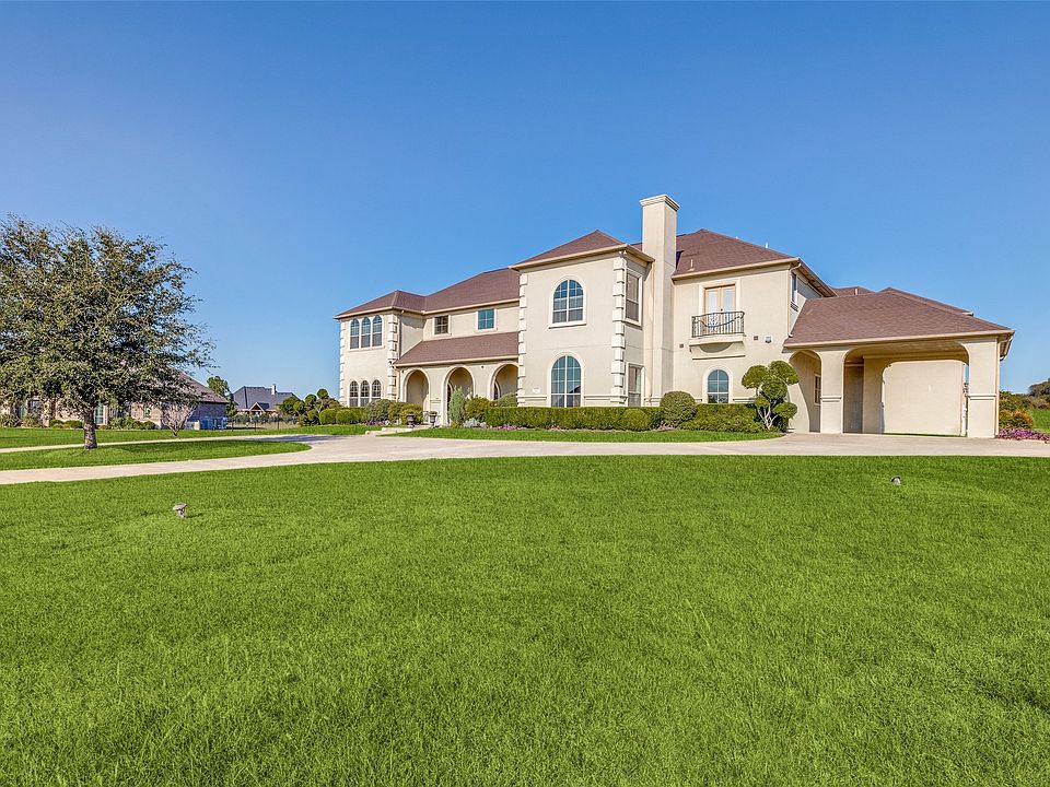 1st image of 2510 Garrett Ct