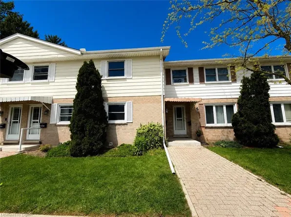515 Weber St N #G, Waterloo, ON N2L 4G1