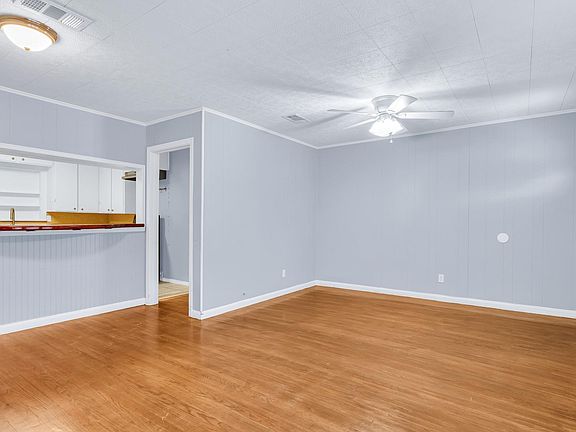 4th image of 1517 Oakview St
