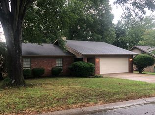 1012 Quail Creek Dr, Russellville, AR 72801