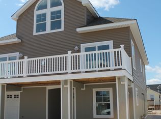 204 13th St, Ship Bottom, NJ 08008
