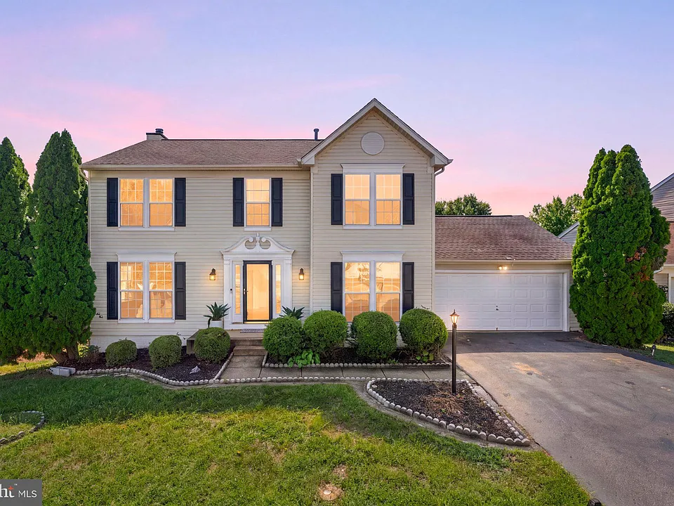 2033 Germander Way