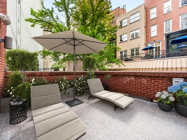 51 East 67th Street image 17 of 19