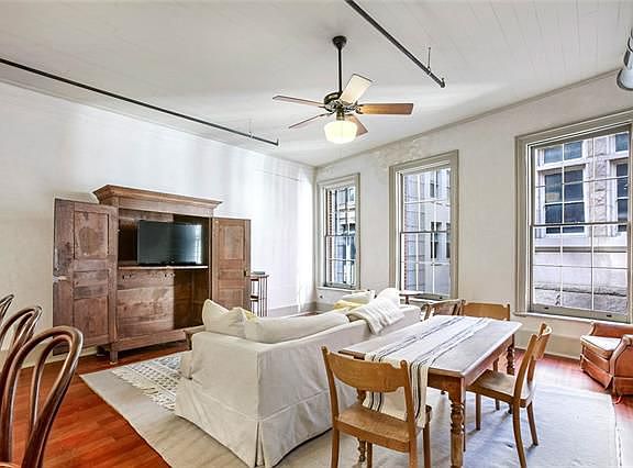 5th image of 614 Gravier St #301