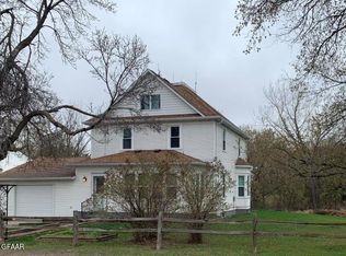 16 N Main St, Winger, MN 56592