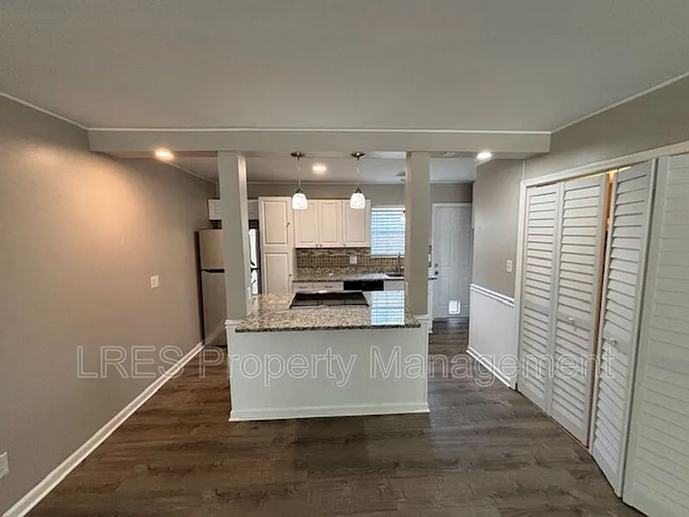 517 Carambola Ave — Photo 5