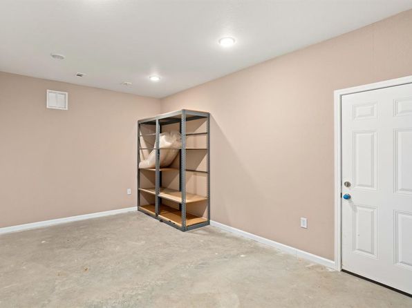 239 Dale Ranch Rd, Dale, TX 78616