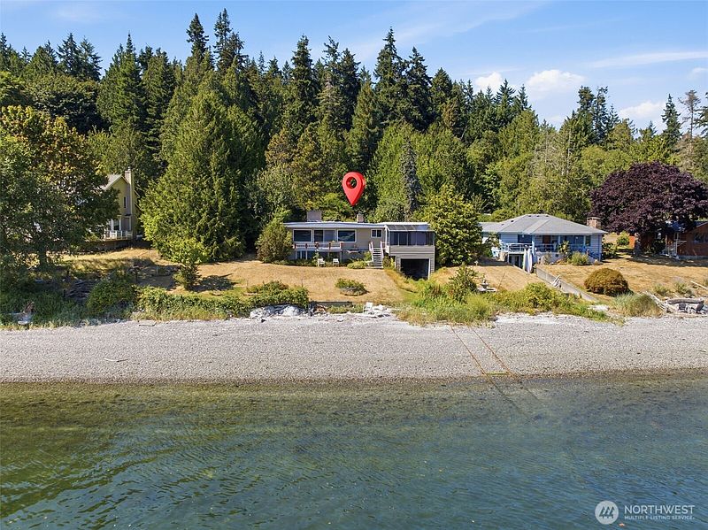2nd image of 6337 NE Balzow Road