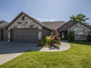 1908 SW Cypress St, Bentonville, AR 72712