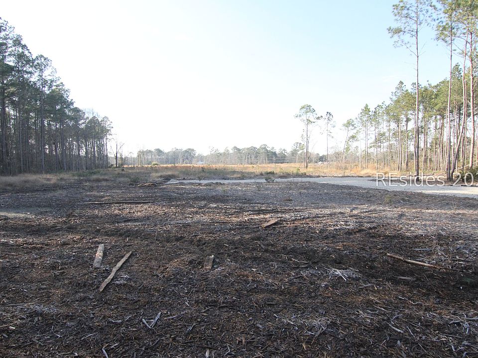 1st image of 162 Wright Rd #B