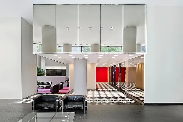 Rented by Solow Realty | media 17