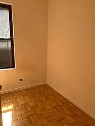 Rented by M.Grossman R.E. Management