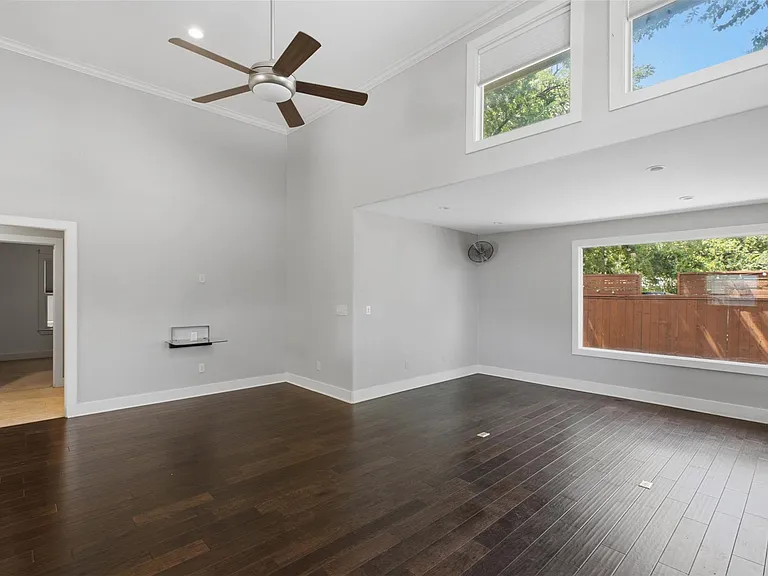 1315 W Anderson Ln #A — Photo 18