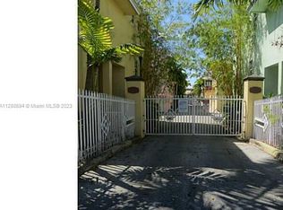 930 SW 10th St #D-1, Miami, FL 33130