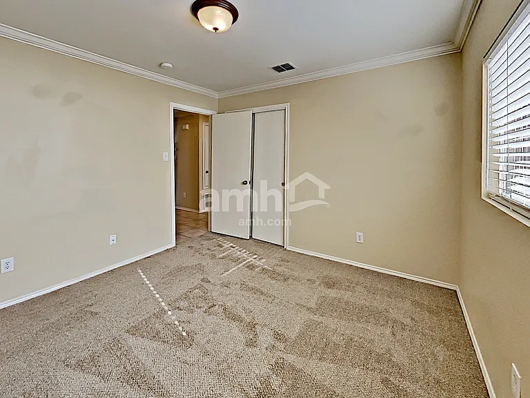 24727 Maple Crst — Photo 17
