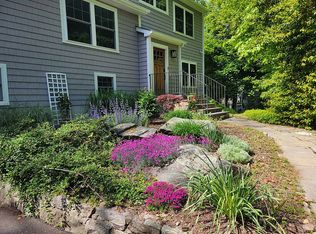 9 Elizabeth Dr, Westport, CT 06880