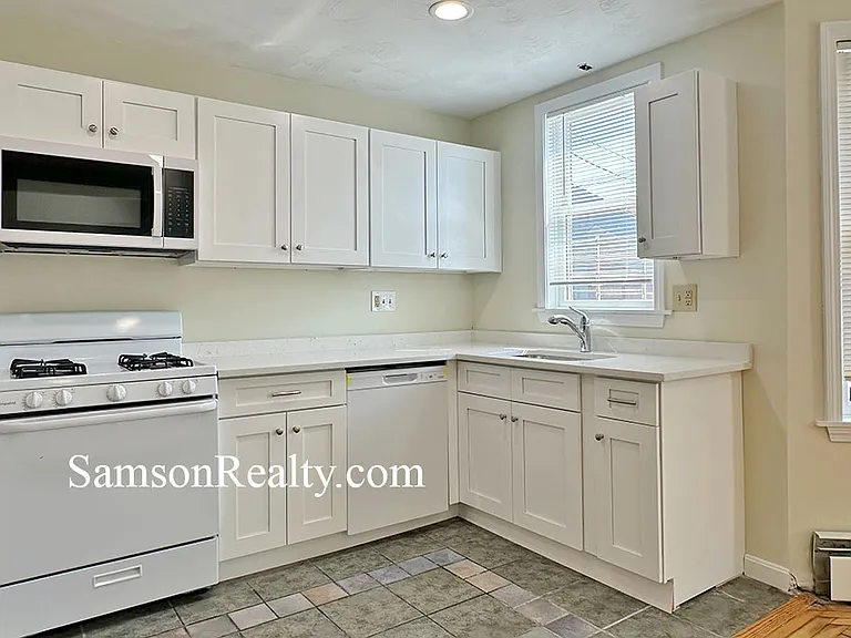 204 Angell St #1 — Photo 23