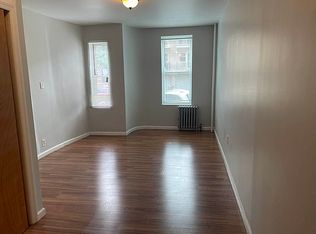30-20 43rd St #1F, Astoria, NY 11103