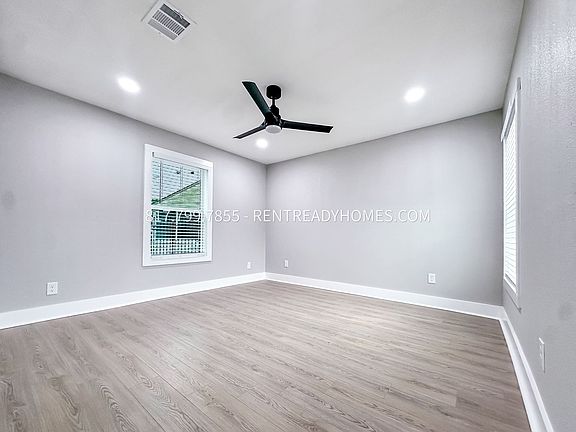 5th image of 7343 La Paseo St