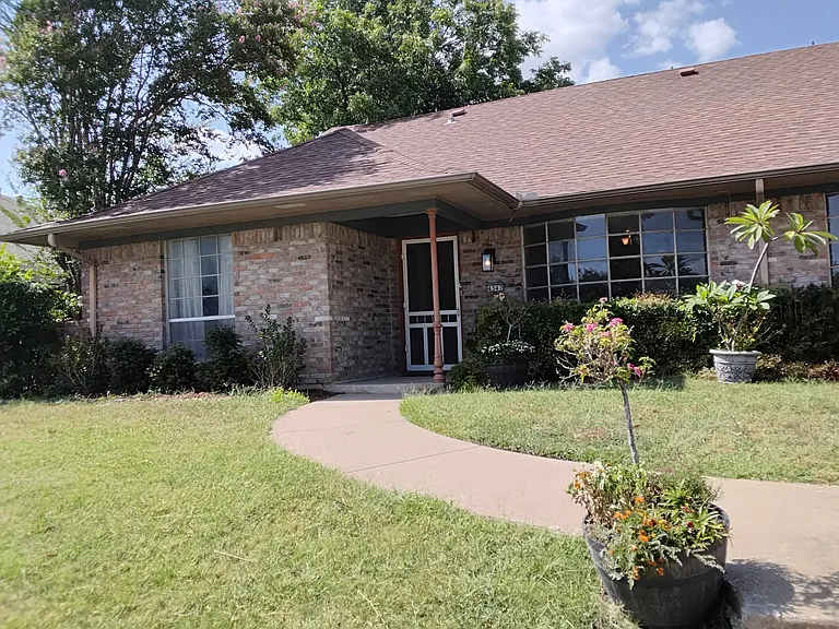 4347 Harvest Hill Rd — Photo 2