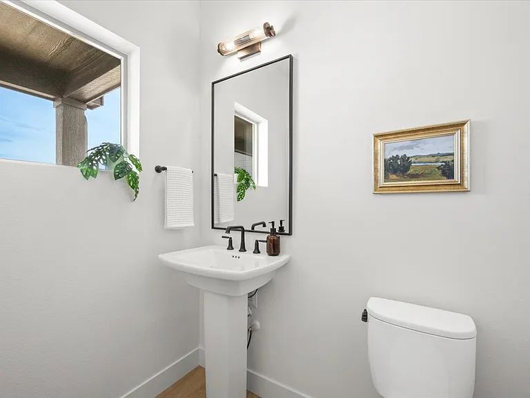 15 Snowcap Dr — Photo 22
