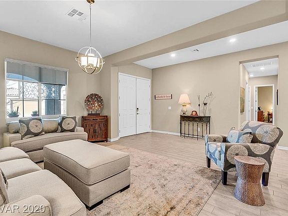 5th image of 9965 Cambridge Brook Ave