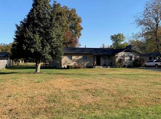 400 Eastview Dr, Madisonville, KY 42431