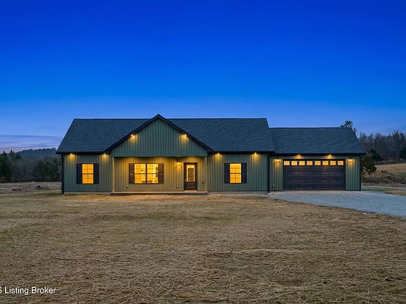 2nd image of 595 Hanging Rock Rd