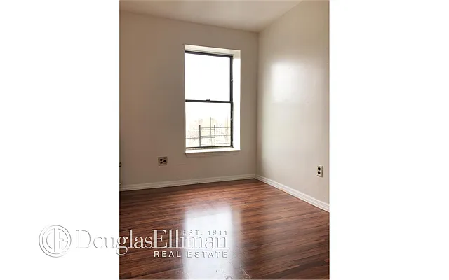 Rented by Douglas Elliman | media 15