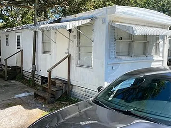 160 Beach Manor Ct, Daytona Beach, FL 32114