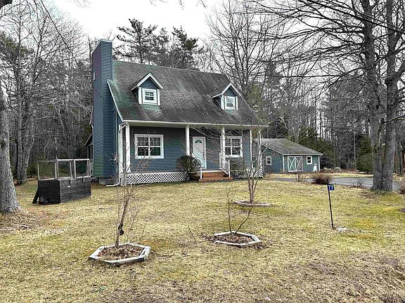 3rd image of 77 Emeneau Rd