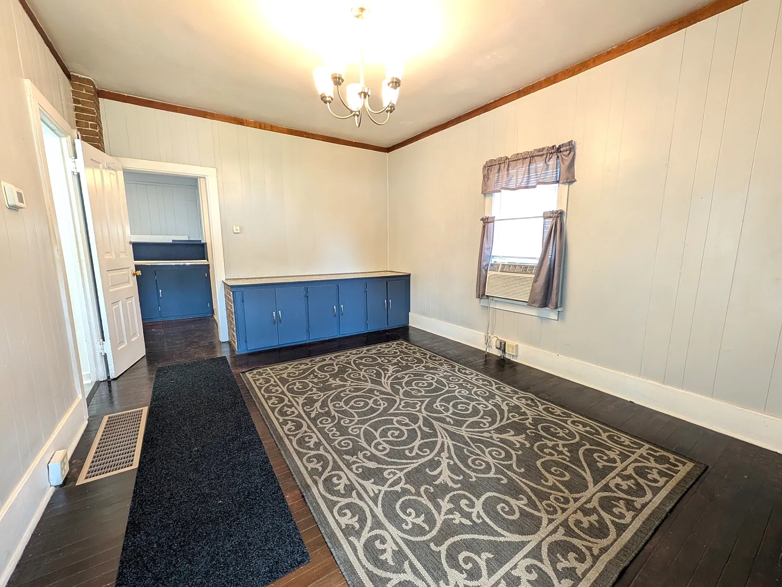 3 bed, 960 sqft, $1,500 — Photo 2