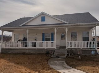 1374 E Falcon Ln, Eagle Mountain, UT 84005