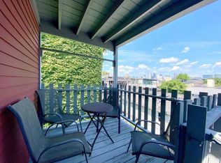 512 E 3rd St, South Boston, MA 02127