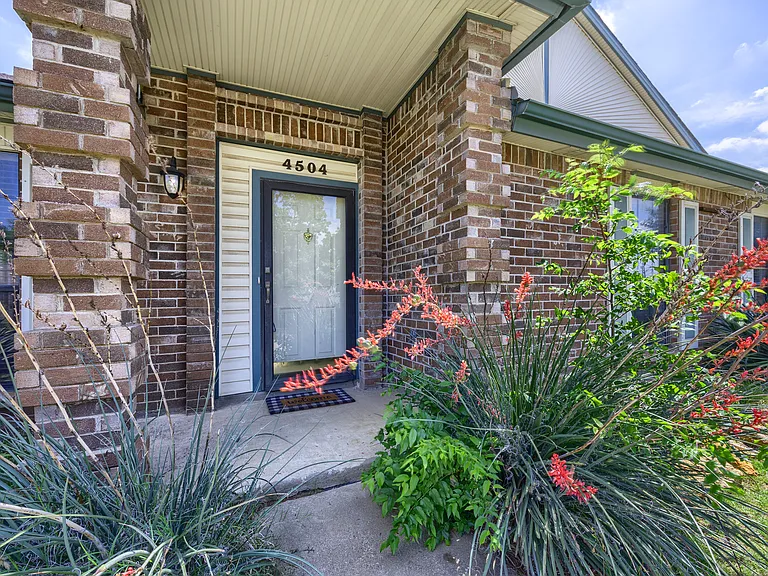 4504 Keys Dr — Photo 18