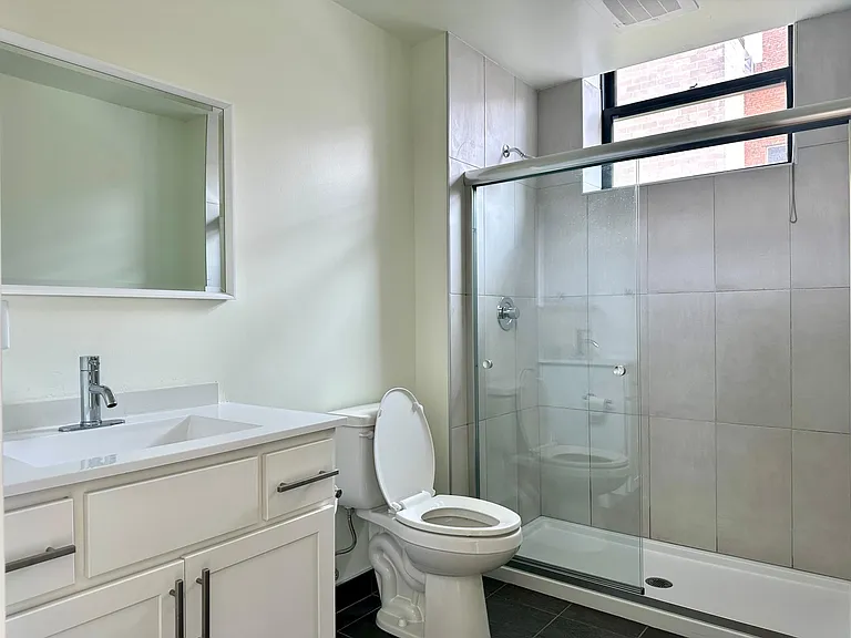 611 bathroom