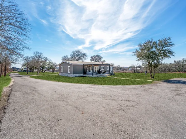 774 FM 3432, La Vernia, TX 78121