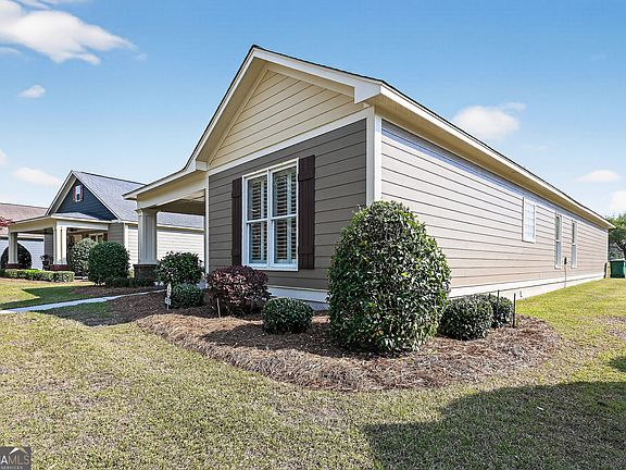 5th image of 1617 Red Oak Ln