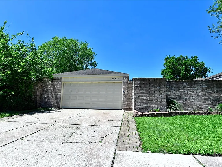 16222 Queensdale Dr — Photo 1