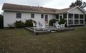 2nd image of 218 E Orlando Ave