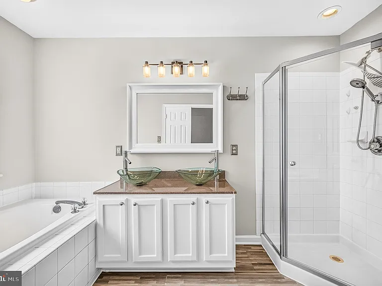 9743 Quiet Brook Ln — Photo 21