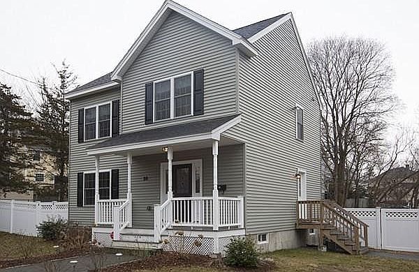 2nd image of 20 Richardson St