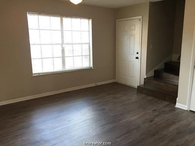 1205 Vinyard Ct #B — Photo 3