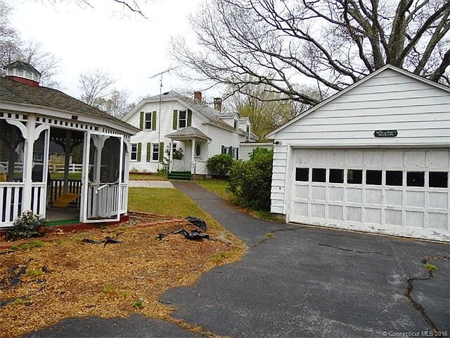 2nd image of 492 Bailey Hill Rd