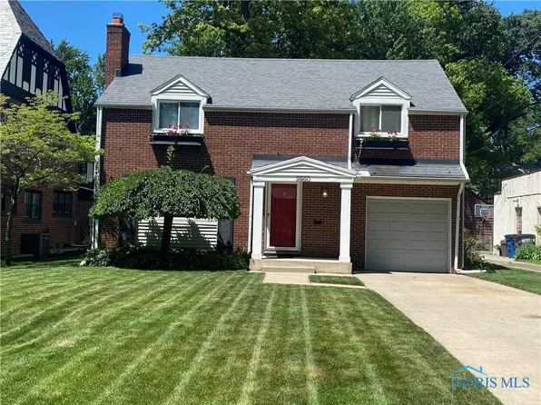 2950 Darlington Rd, Toledo, OH 43606