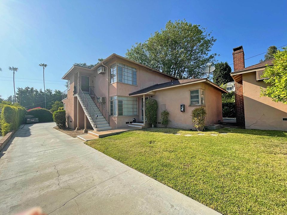 1st image of 2123 El Molino Ave #2123
