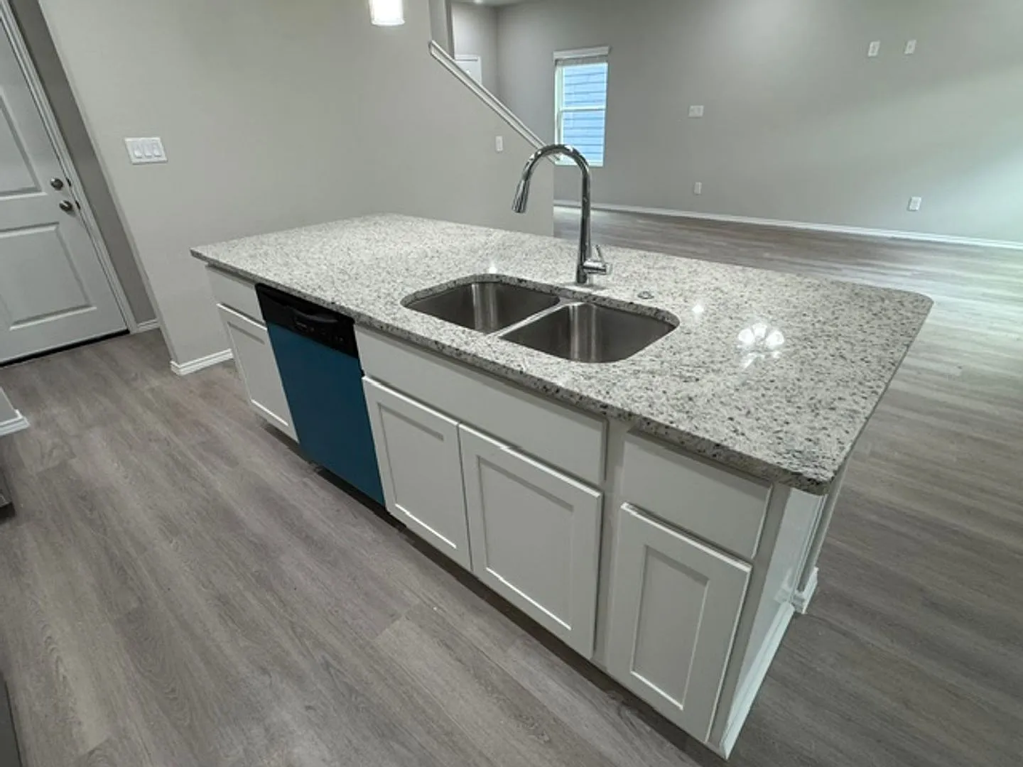 Welcome to your new home — Photo 2